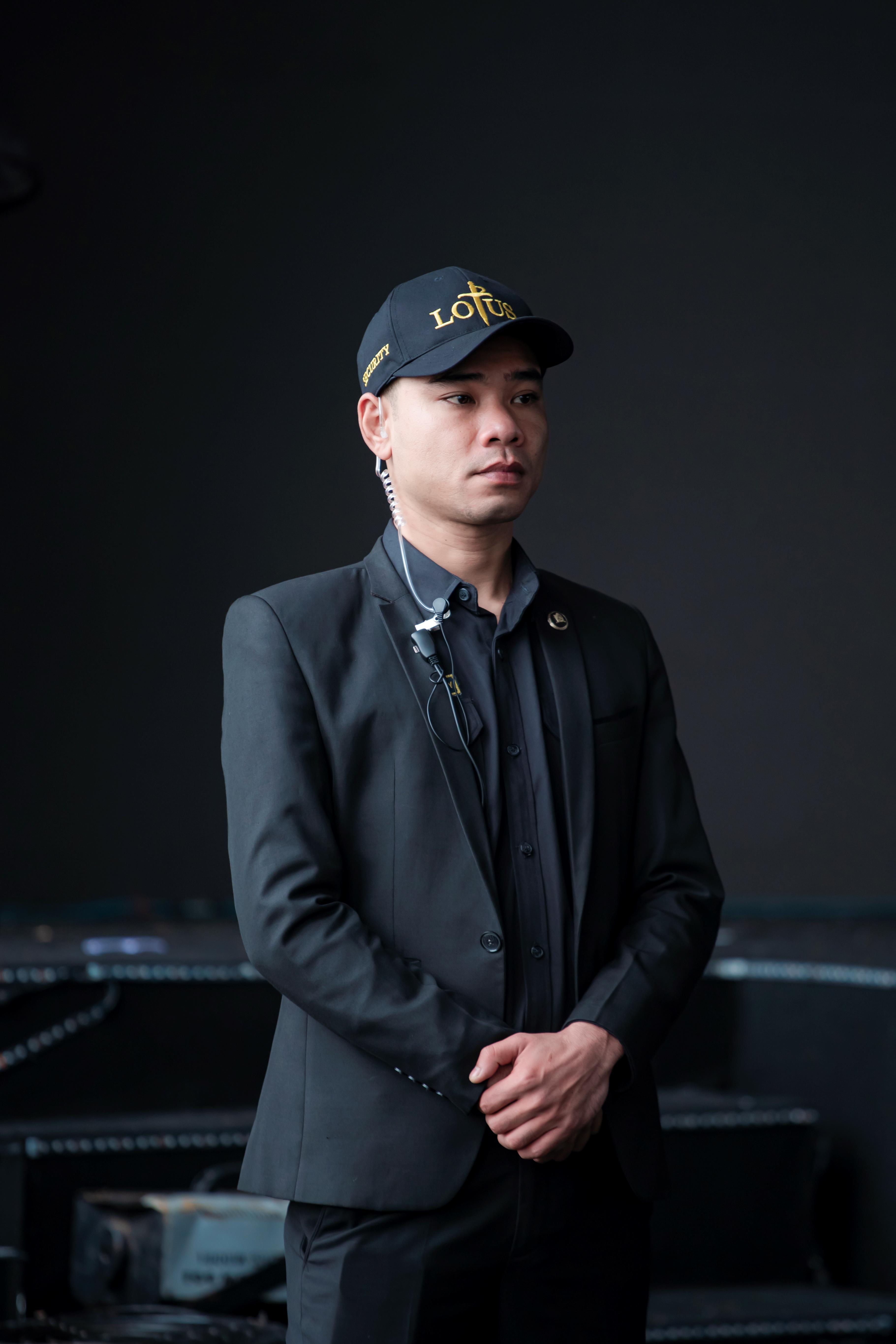 Nhân viên